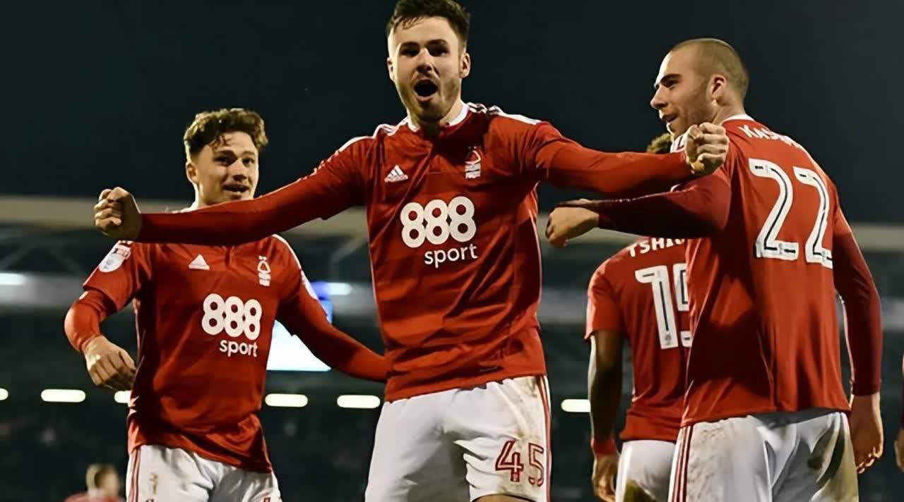 转会期突围战来临，尼斯围绕欧冠单刀错失，压力陡增，训练强度明显提升的简单介绍金年会官方网站